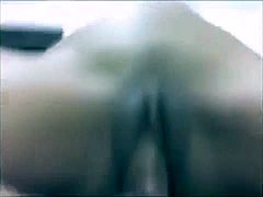 Webcam-Video von Frau, die beim Sex mit ihrem Mann erwischt wird - Teil 2