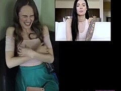 Nubilesin kuumimmat tytöt naivat ja imevät kukkoa pornovideossa