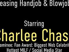 Charlee Chase - zvodné ústne schopnosti, po ktorých budete túžiť viac