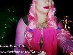 Samantha38g, een mollige MILF, speelt in de Fat Alien Queen Cosplay Live Cam Show