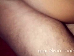 Der indische Pornostar Ravi Ne und Bhabhi haben auf Instagram Hardcore-Anal- und Muschi-Sex